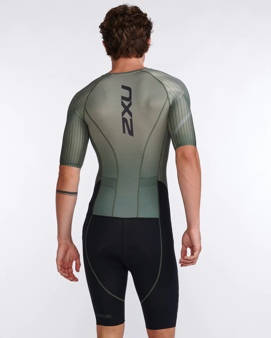 2XU AERO Sleeved Trisuit (Men’s) - Image 8