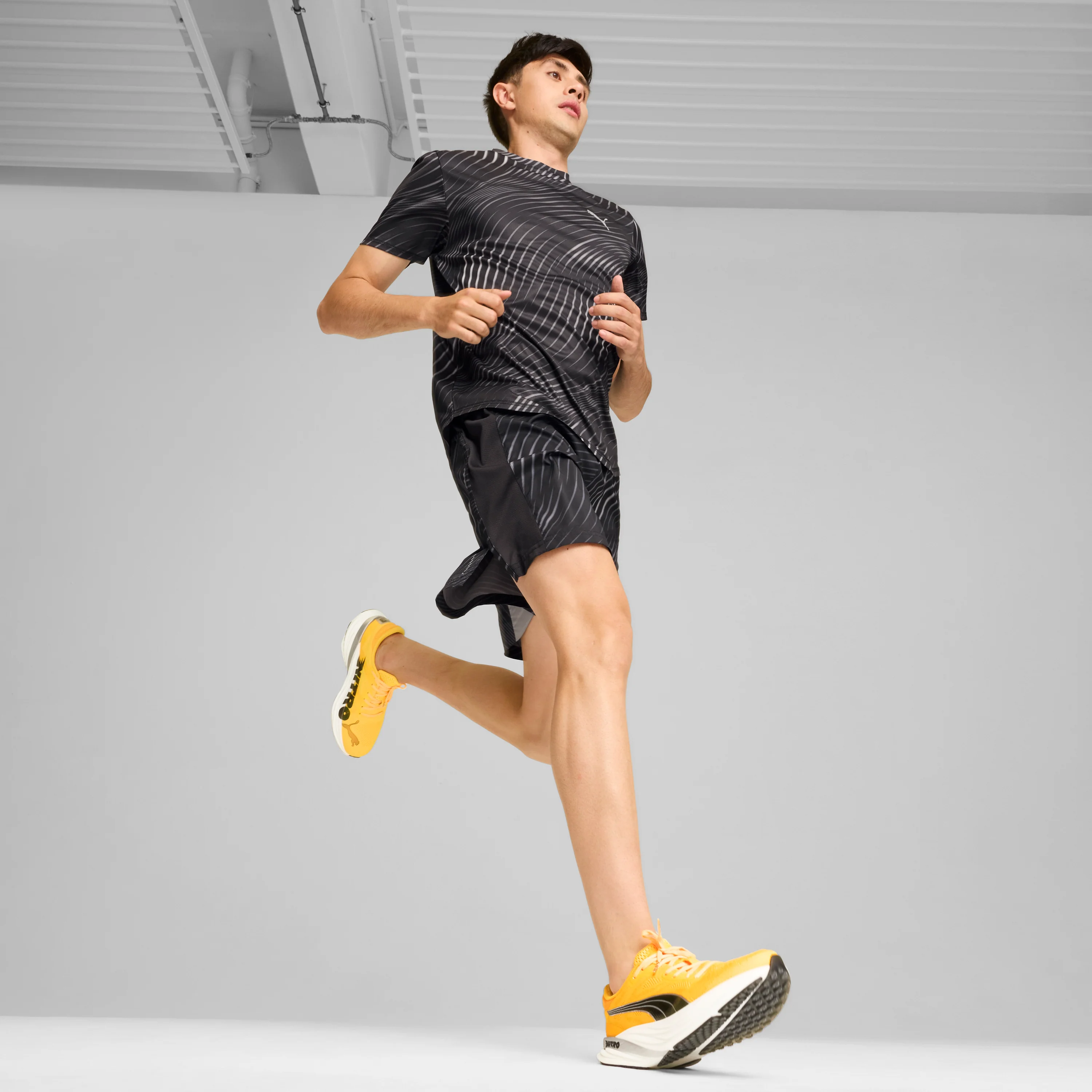 Puma Run Favourite AOP Velocity 7" Short (Men's) - Image 11